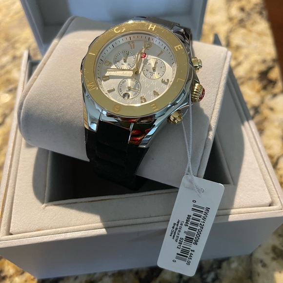 ๐SOLD๐ - Picture 3 of 4